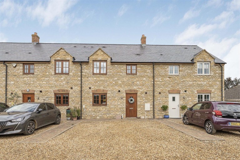 Images for Reindeer Court, Potterspury, NN12