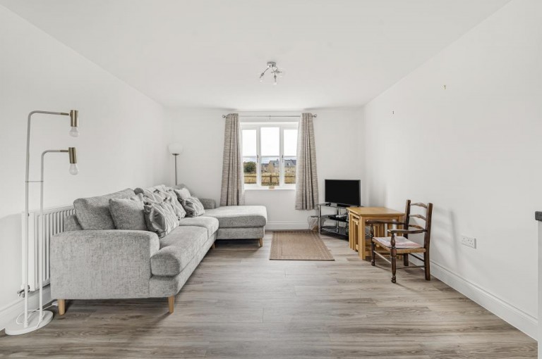 Images for Rosehip Chase, Ely