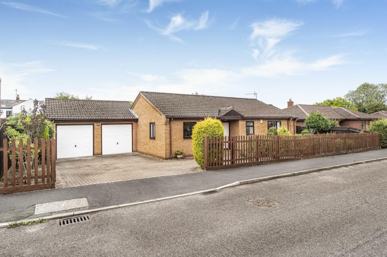 Click the photo for more details of Priors Court, Sutton