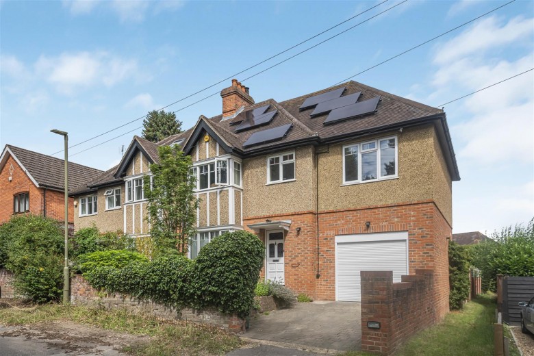 Click the photo for more details of Peppard Lane, Henley-On-Thames