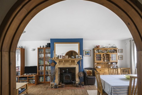 Click the photo for more details of Peppard Lane, Henley-On-Thames