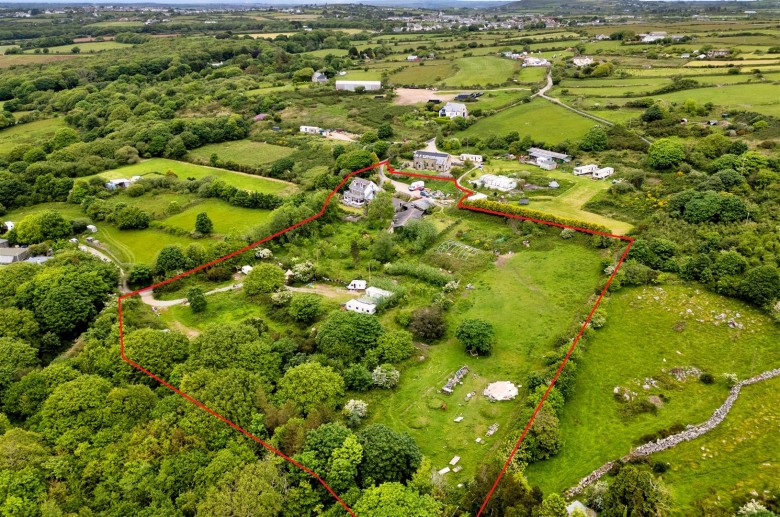 Click the photo for more details of Plantatation, Troon, Camborne