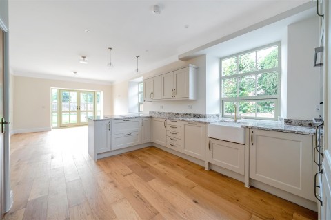 Click the photo for more details of High Street, Paulerspury, NN12