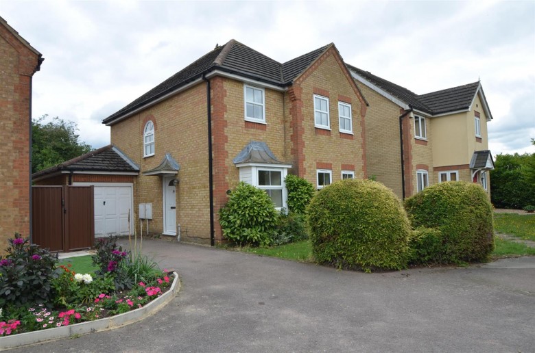 Click the photo for more details of Suffolk Close, Ely