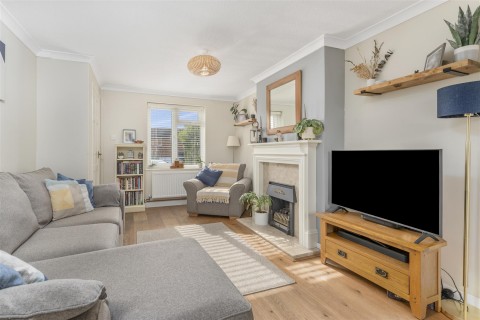 Click the photo for more details of Kensington Close, Kings Sutton