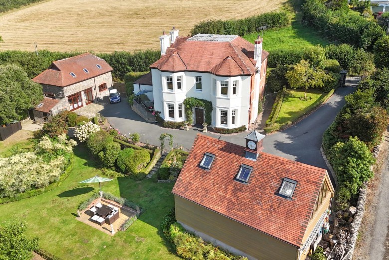 Click the photo for more details of Bodley Lane, Parracombe