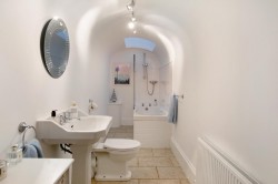 Images for Warren Road, Torquay