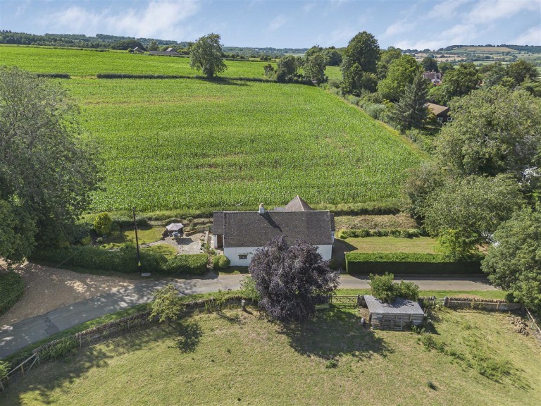 Images for Little Back Lane, Hellidon, Daventry, NN11