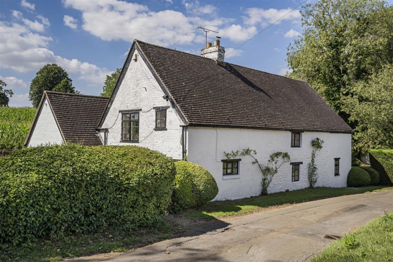 Images for Little Back Lane, Hellidon, Daventry, NN11
