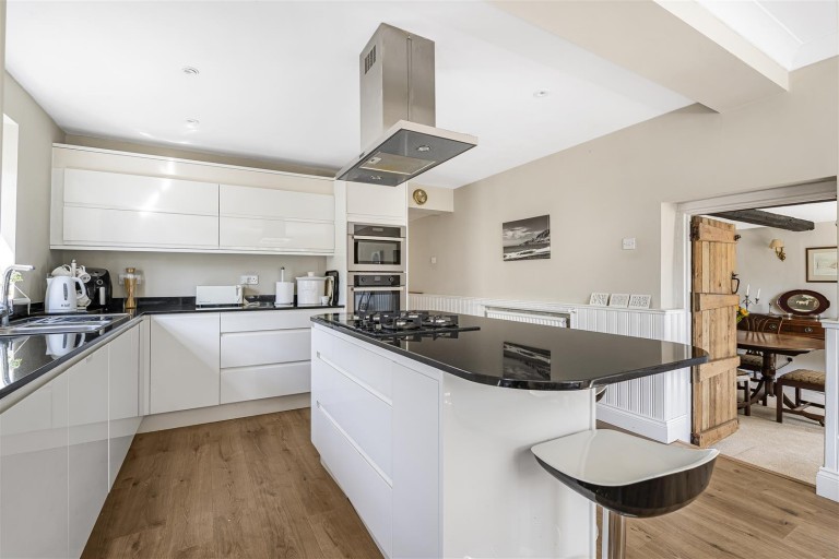 Images for Little Back Lane, Hellidon, Daventry, NN11