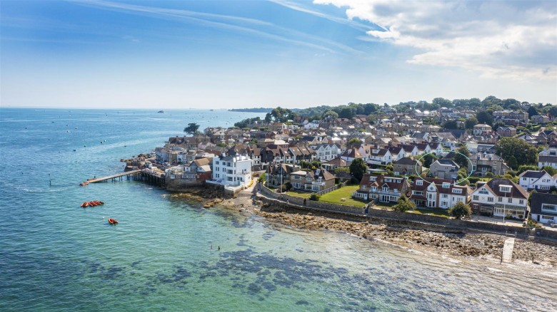 Click the photo for more details of Seaview, Isle of Wight