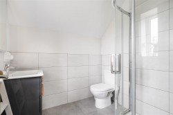 Images for Skylark Close, Swinford, LE17