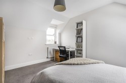 Images for Skylark Close, Swinford, LE17