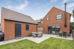 Images for Skylark Close, Swinford, LE17