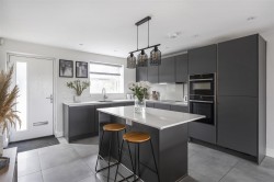Images for Skylark Close, Swinford, LE17