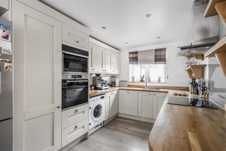 Images for Dennetts Close, Daventry, NN11