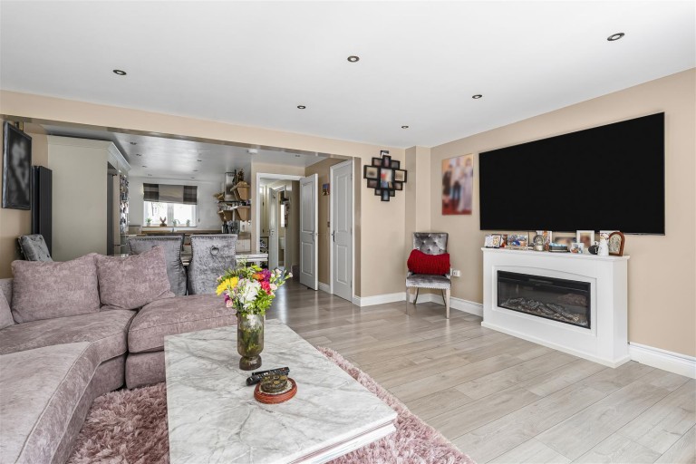 Images for Dennetts Close, Daventry, NN11
