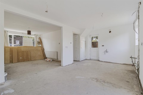 Click the photo for more details of Hillfield Road, Comberton, Cambridge
