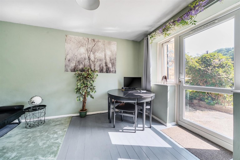 Images for Flat 4, 93 Hendford Hill, Yeovil