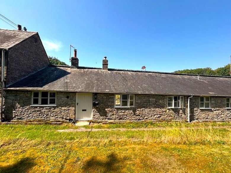 Click the photo for more details of Old School Cottage, Winterbourne Came, Dorchester