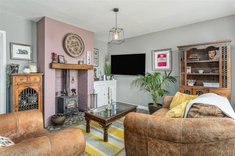 Click the photo for more details of Newlands, Kings Sutton, Banbury