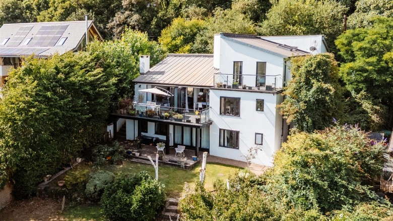 Click the photo for more details of Westleigh, Tiverton