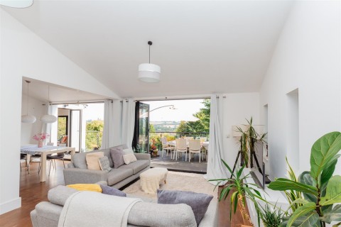 Click the photo for more details of Westleigh, Tiverton