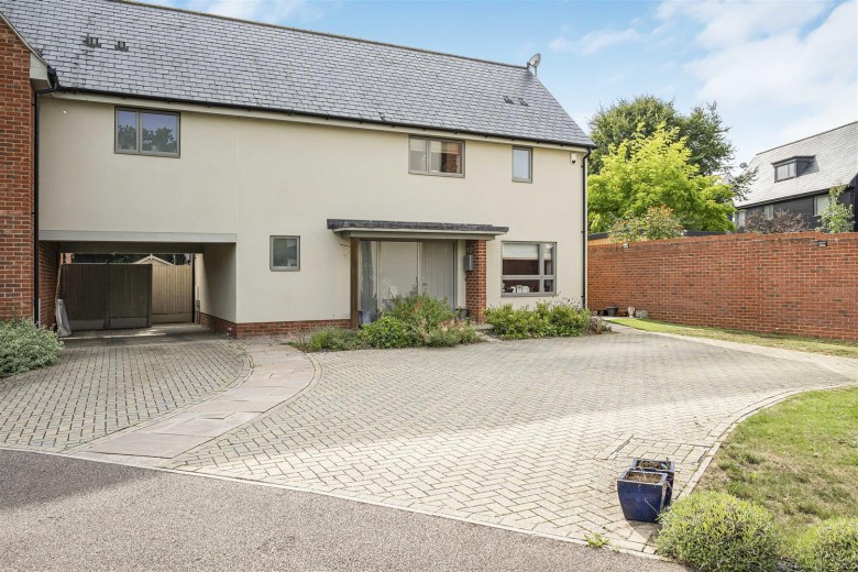 Click the photo for more details of Gillon Way, Radwinter, Saffron Walden