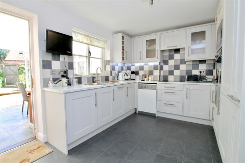 Click the photo for more details of Kings Hill, Caythorpe, Grantham