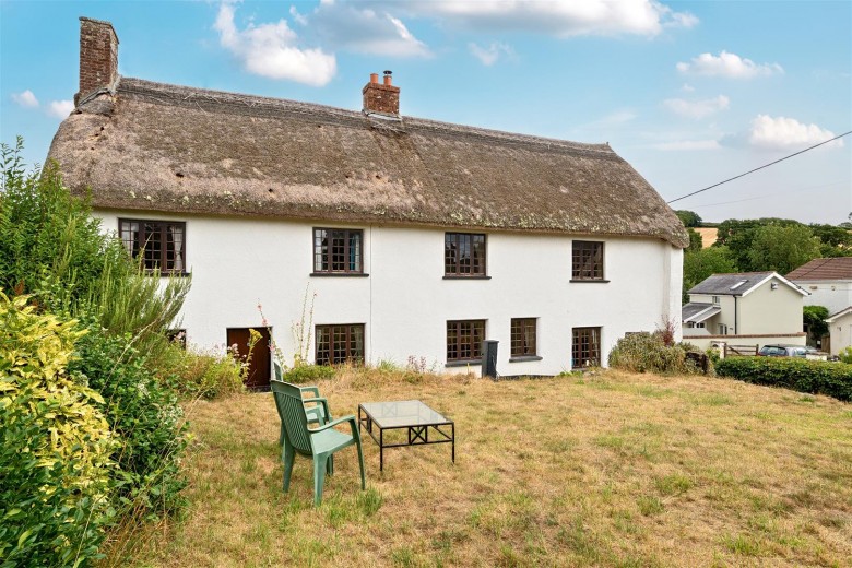 Click the photo for more details of Kennford, Exeter