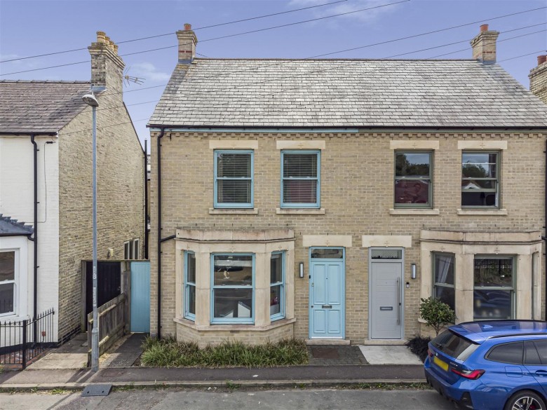 Click the photo for more details of Natal Road, Cambridge