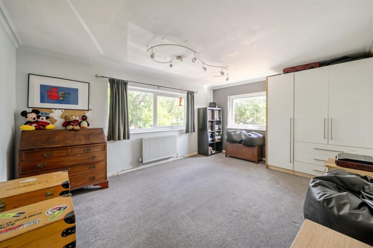 Images for Bradden Road, Greens Norton, NN12