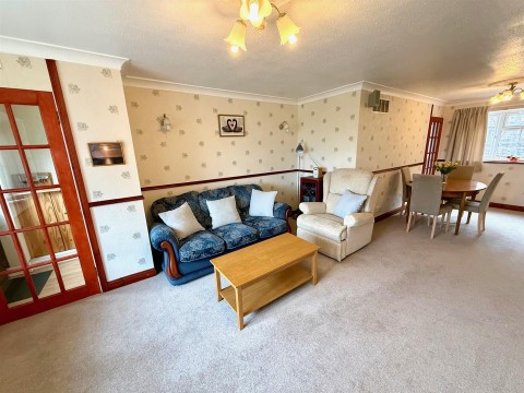Click the photo for more details of Totland Bay,Isle of Wight