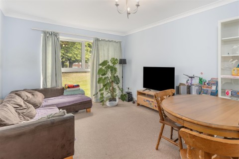 Click the photo for more details of Greenhill Court, Banbury