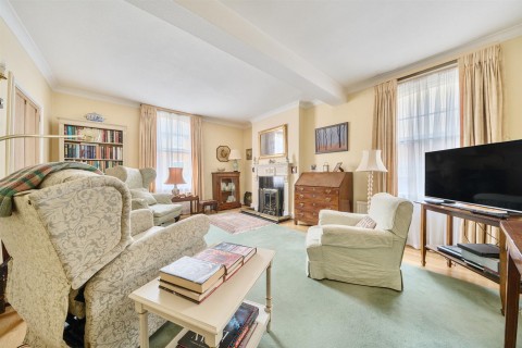 Click the photo for more details of Couching Street, Watlington