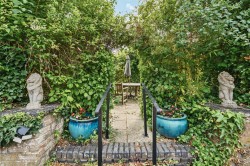Images for Couching Street, Watlington