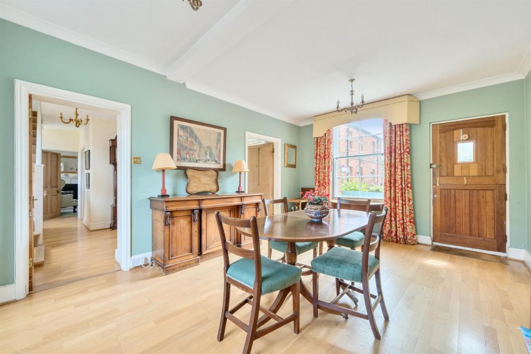 Images for Couching Street, Watlington