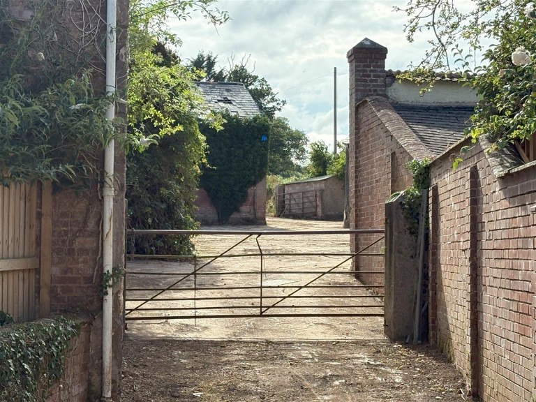 Images for Cowley, Exeter