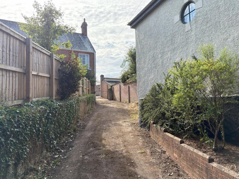 Images for Cowley, Exeter