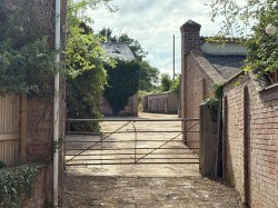 Images for Cowley, Exeter