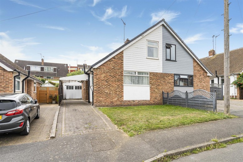 Click the photo for more details of The Willows, Daventry, NN11