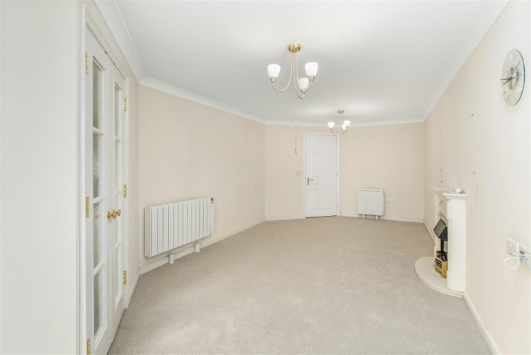 Images for Foxhall Court, School Lane, Banbury