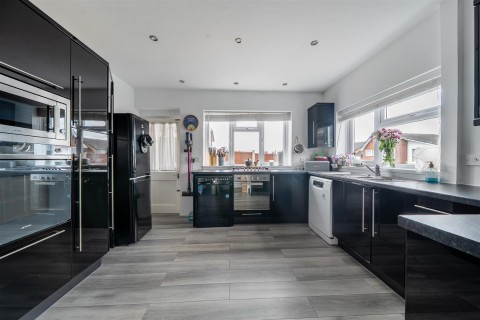 Click the photo for more details of Woodcroft Avenue, Tamworth, B79