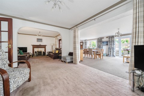 Click the photo for more details of Woodcroft Avenue, Tamworth, B79