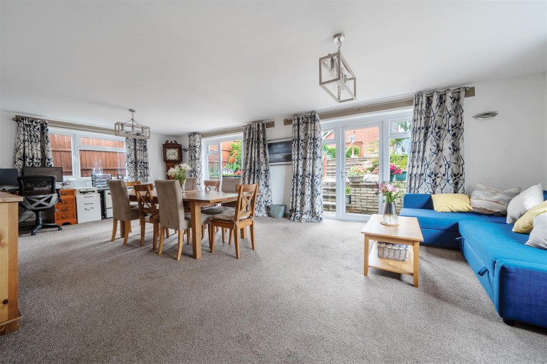 Images for Woodcroft Avenue, Tamworth, B79