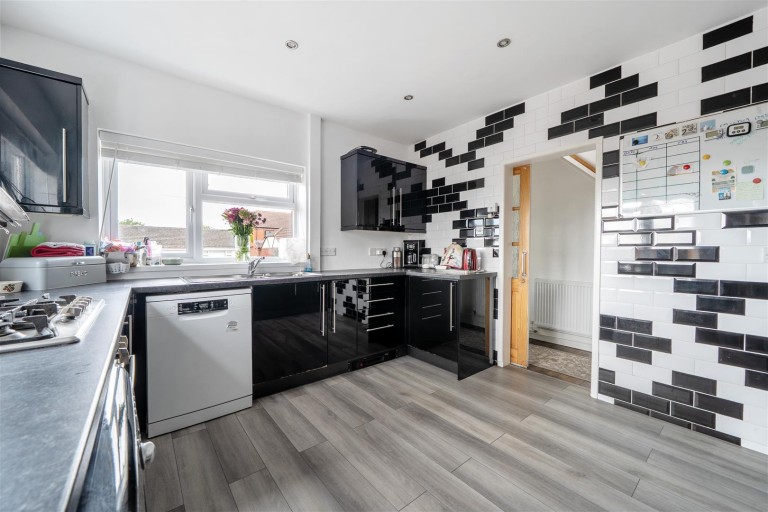 Images for Woodcroft Avenue, Tamworth, B79