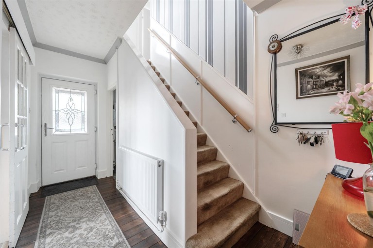 Images for Woodcroft Avenue, Tamworth, B79