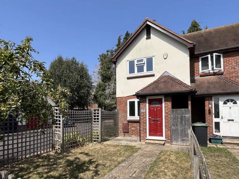 Click the photo for more details of Holmlea, Blandford Forum