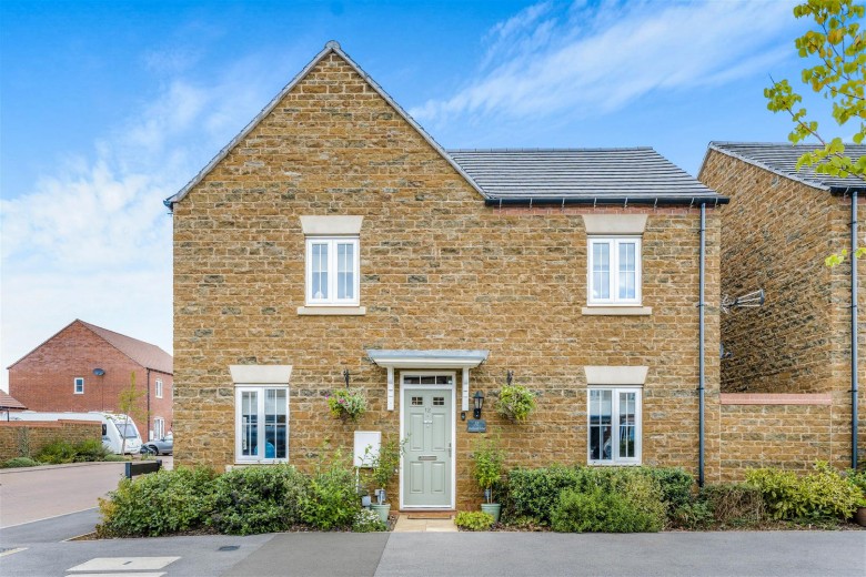 Click the photo for more details of Blackwell Drive, Banbury