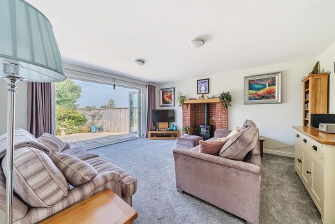 Click the photo for more details of Pottery Lane, Yelland, Barnstaple